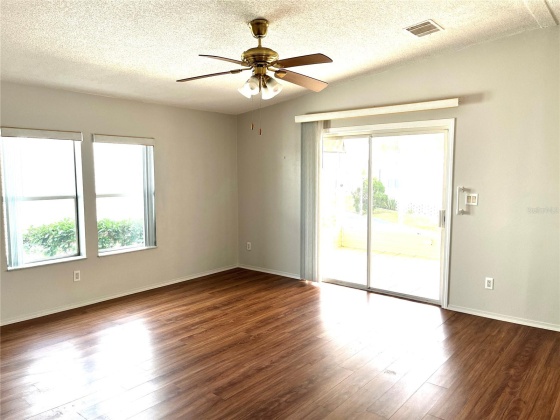 7106 MOUNT ESSEX DRIVE, ST PETERSBURG, Florida 33702, 2 Bedrooms Bedrooms, ,2 BathroomsBathrooms,Residential,For Sale,MOUNT ESSEX,MFRU8223975