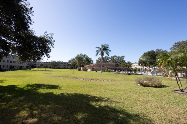 5080 LOCUST STREET, ST PETERSBURG, Florida 33703, 2 Bedrooms Bedrooms, ,2 BathroomsBathrooms,Residential,For Sale,LOCUST,MFRU8219053