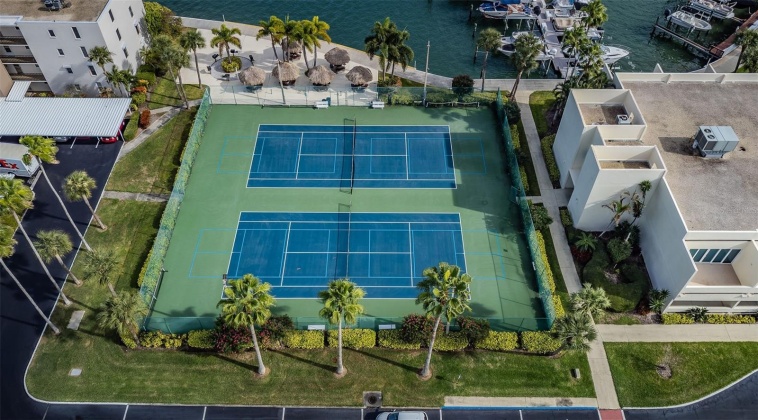 7645 SUN ISLAND DRIVE, SOUTH PASADENA, Florida 33707, 2 Bedrooms Bedrooms, ,2 BathroomsBathrooms,Residential,For Sale,SUN ISLAND,MFRU8223970