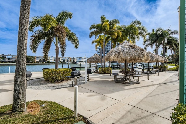 7645 SUN ISLAND DRIVE, SOUTH PASADENA, Florida 33707, 2 Bedrooms Bedrooms, ,2 BathroomsBathrooms,Residential,For Sale,SUN ISLAND,MFRU8223970