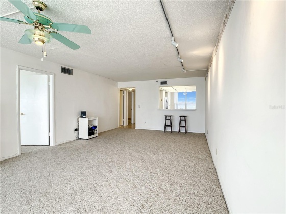 17900 GULF BOULEVARD, REDINGTON SHORES, Florida 33708, 2 Bedrooms Bedrooms, ,2 BathroomsBathrooms,Residential,For Sale,GULF,MFRU8223943