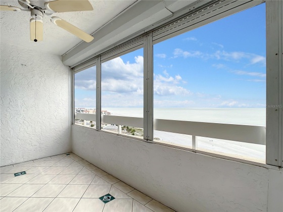 17900 GULF BOULEVARD, REDINGTON SHORES, Florida 33708, 2 Bedrooms Bedrooms, ,2 BathroomsBathrooms,Residential,For Sale,GULF,MFRU8223943