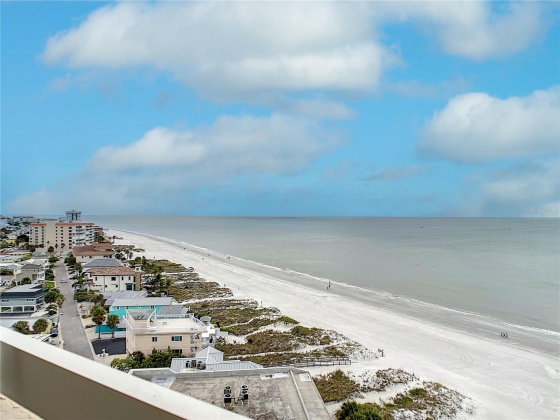 17900 GULF BOULEVARD, REDINGTON SHORES, Florida 33708, 2 Bedrooms Bedrooms, ,2 BathroomsBathrooms,Residential,For Sale,GULF,MFRU8223943