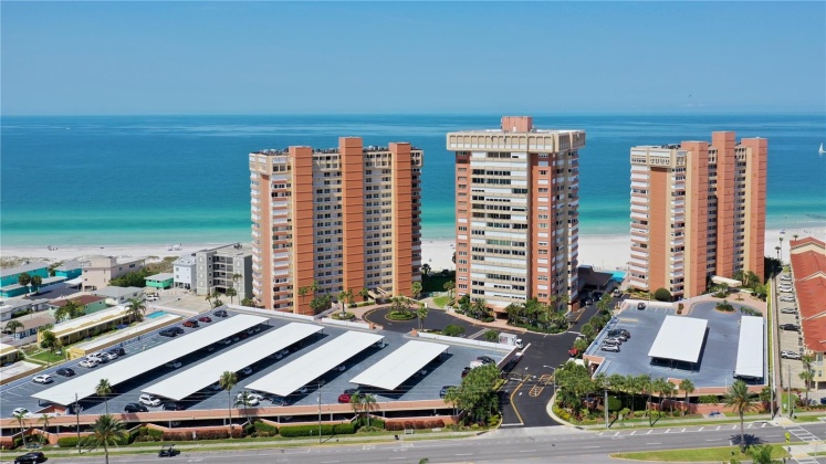 17900 GULF BOULEVARD, REDINGTON SHORES, Florida 33708, 2 Bedrooms Bedrooms, ,2 BathroomsBathrooms,Residential,For Sale,GULF,MFRU8223943