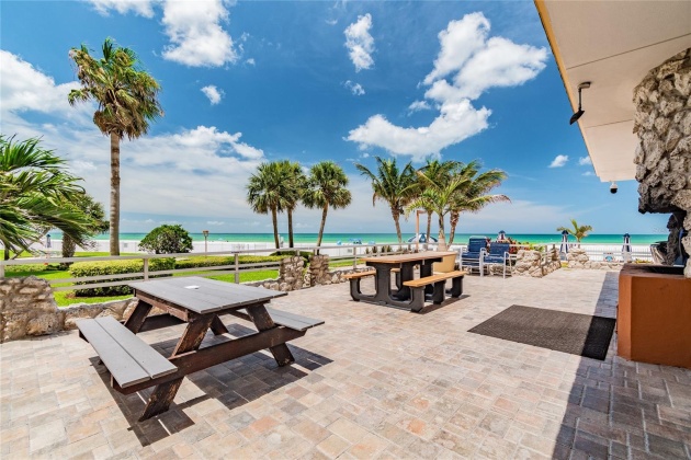 17900 GULF BOULEVARD, REDINGTON SHORES, Florida 33708, 2 Bedrooms Bedrooms, ,2 BathroomsBathrooms,Residential,For Sale,GULF,MFRU8223943