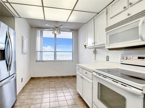 17900 GULF BOULEVARD, REDINGTON SHORES, Florida 33708, 2 Bedrooms Bedrooms, ,2 BathroomsBathrooms,Residential,For Sale,GULF,MFRU8223943