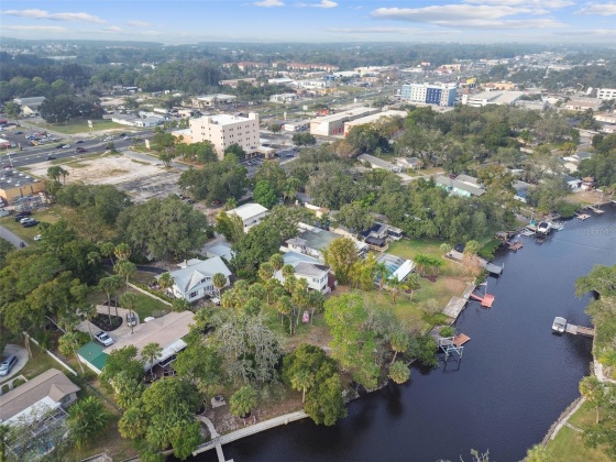 5930 RIVER ROAD, NEW PORT RICHEY, Florida 34652, 4 Bedrooms Bedrooms, ,3 BathroomsBathrooms,Residential,For Sale,RIVER,MFRT3490412