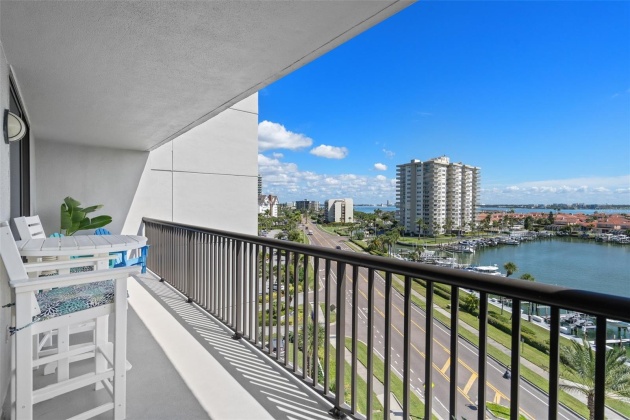 1660 GULF BOULEVARD, CLEARWATER, Florida 33767, 2 Bedrooms Bedrooms, ,2 BathroomsBathrooms,Residential,For Sale,GULF,MFRT3478204