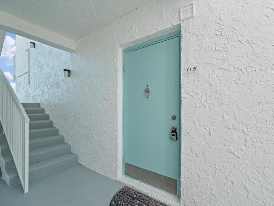 1451 GULF BOULEVARD, CLEARWATER, Florida 33767, 2 Bedrooms Bedrooms, ,2 BathroomsBathrooms,Residential,For Sale,GULF,MFRU8224430