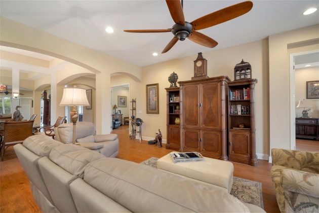 328 SIENA VISTA PLACE, SUN CITY CENTER, Florida 33573, 2 Bedrooms Bedrooms, ,2 BathroomsBathrooms,Residential,For Sale,SIENA VISTA,MFRT3492289