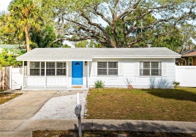 426 ROANOKE STREET, DUNEDIN, Florida 34698, 3 Bedrooms Bedrooms, ,2 BathroomsBathrooms,Residential,For Sale,ROANOKE,MFRU8224414