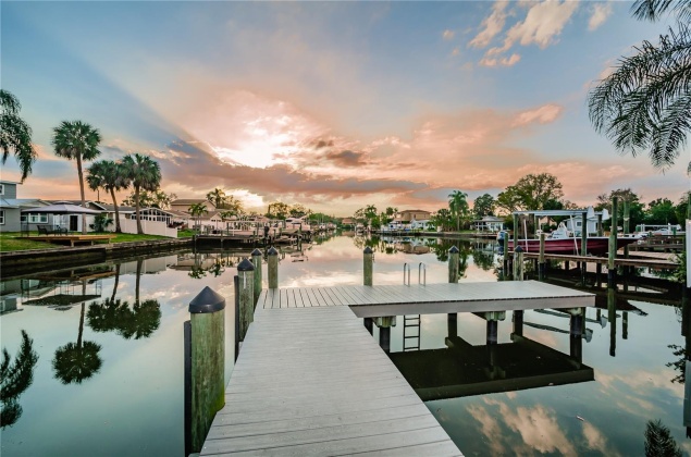 8404 FLAGSTONE DRIVE, TAMPA, Florida 33615, 3 Bedrooms Bedrooms, ,2 BathroomsBathrooms,Residential,For Sale,FLAGSTONE,MFRT3492938