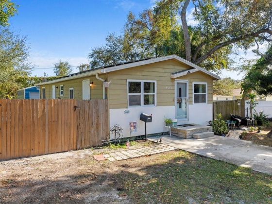 2526 26TH STREET, ST PETERSBURG, Florida 33712, 3 Bedrooms Bedrooms, ,1 BathroomBathrooms,Residential,For Sale,26TH,MFRT3492968