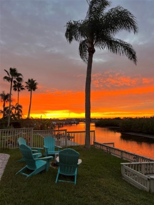 5920 SEASIDE DRIVE, NEW PORT RICHEY, Florida 34652, 4 Bedrooms Bedrooms, ,3 BathroomsBathrooms,Residential,For Sale,SEASIDE,MFRU8223547