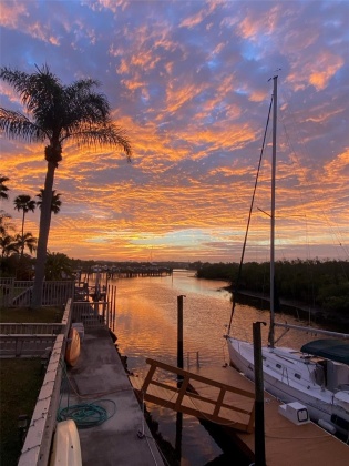 5920 SEASIDE DRIVE, NEW PORT RICHEY, Florida 34652, 4 Bedrooms Bedrooms, ,3 BathroomsBathrooms,Residential,For Sale,SEASIDE,MFRU8223547