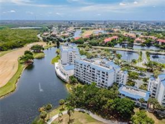 2333 FEATHER SOUND DRIVE, CLEARWATER, Florida 33762, 2 Bedrooms Bedrooms, ,2 BathroomsBathrooms,Residential,For Sale,FEATHER SOUND,MFRU8224170