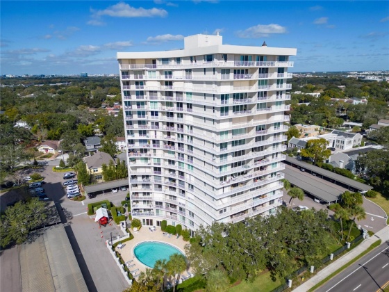 2611 BAYSHORE BOULEVARD, TAMPA, Florida 33629, 2 Bedrooms Bedrooms, ,2 BathroomsBathrooms,Residential,For Sale,BAYSHORE,MFRT3490927