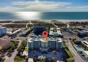 11605 GULF BOULEVARD, TREASURE ISLAND, Florida 33706, 1 Bedroom Bedrooms, ,1 BathroomBathrooms,Residential,For Sale,GULF,MFRU8224909