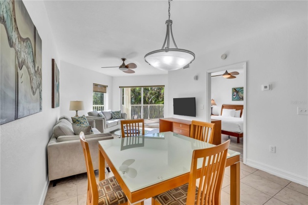 11605 GULF BOULEVARD, TREASURE ISLAND, Florida 33706, 1 Bedroom Bedrooms, ,1 BathroomBathrooms,Residential,For Sale,GULF,MFRU8224909