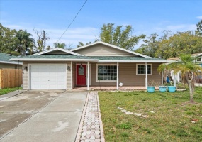 210 LEE STREET, OLDSMAR, Florida 34677, 3 Bedrooms Bedrooms, ,3 BathroomsBathrooms,Residential,For Sale,LEE,MFRU8225105