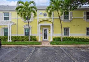 5005 COQUINA KEY DRIVE, ST PETERSBURG, Florida 33705, 1 Bedroom Bedrooms, ,1 BathroomBathrooms,Residential,For Sale,COQUINA KEY,MFRT3493753