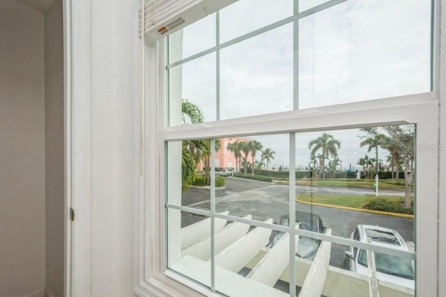 5005 COQUINA KEY DRIVE, ST PETERSBURG, Florida 33705, 1 Bedroom Bedrooms, ,1 BathroomBathrooms,Residential,For Sale,COQUINA KEY,MFRT3493753