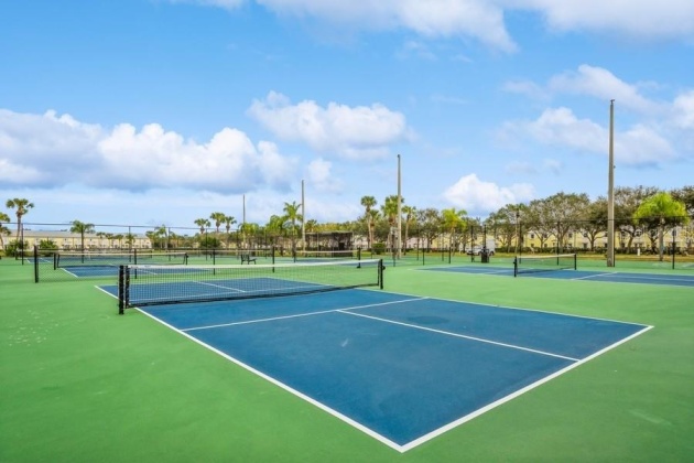 5005 COQUINA KEY DRIVE, ST PETERSBURG, Florida 33705, 1 Bedroom Bedrooms, ,1 BathroomBathrooms,Residential,For Sale,COQUINA KEY,MFRT3493753