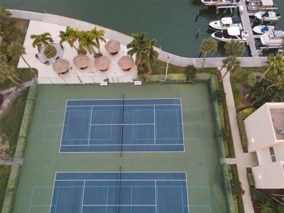 7920 SUN ISLAND DRIVE, SOUTH PASADENA, Florida 33707, 3 Bedrooms Bedrooms, ,2 BathroomsBathrooms,Residential,For Sale,SUN ISLAND,MFRT3488028