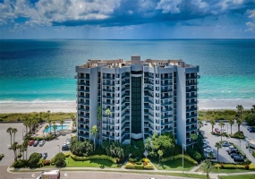 1600 GULF BOULEVARD, CLEARWATER BEACH, Florida 33767, 3 Bedrooms Bedrooms, ,3 BathroomsBathrooms,Residential,For Sale,GULF,MFRU8225302