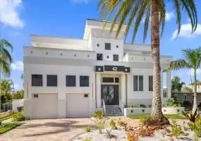 42 MIDWAY ISLAND, CLEARWATER, Florida 33767, 4 Bedrooms Bedrooms, ,3 BathroomsBathrooms,Residential,For Sale,MIDWAY,MFRU8223384