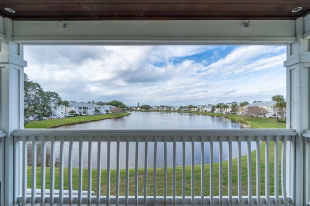 265 SEAHORSE DRIVE, ST PETERSBURG, Florida 33705, 2 Bedrooms Bedrooms, ,1 BathroomBathrooms,Residential,For Sale,SEAHORSE,MFRU8225363