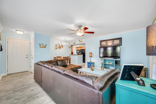 708 LYNDHURST STREET, DUNEDIN, Florida 34698, 1 Bedroom Bedrooms, ,1 BathroomBathrooms,Residential,For Sale,LYNDHURST,MFRU8225321