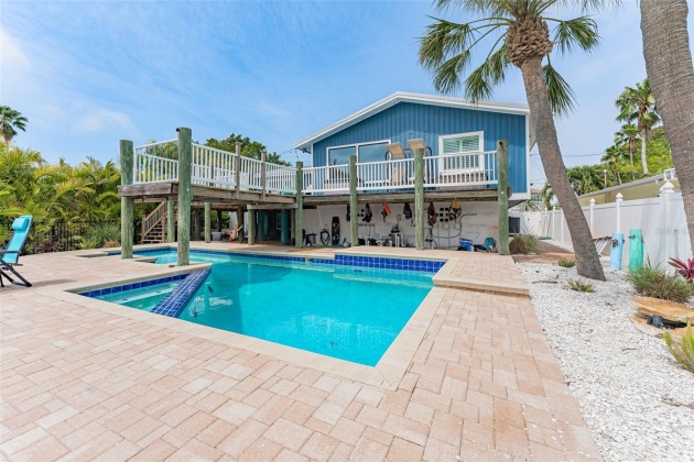 596 BELLE POINT DRIVE, ST PETE BEACH, Florida 33706, 3 Bedrooms Bedrooms, ,2 BathroomsBathrooms,Residential,For Sale,BELLE POINT,MFRT3436099