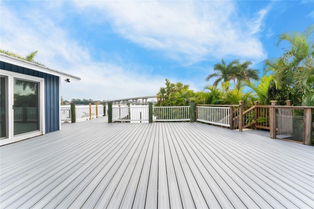 596 BELLE POINT DRIVE, ST PETE BEACH, Florida 33706, 3 Bedrooms Bedrooms, ,2 BathroomsBathrooms,Residential,For Sale,BELLE POINT,MFRT3436099