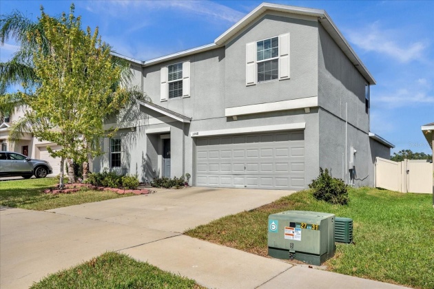 3908 KEARSNEY ABBEY CIRCLE, DOVER, Florida 33527, 5 Bedrooms Bedrooms, ,2 BathroomsBathrooms,Residential,For Sale,KEARSNEY ABBEY,MFRO6167872