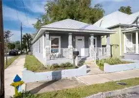 2902 18TH STREET, TAMPA, Florida 33605, 2 Bedrooms Bedrooms, ,1 BathroomBathrooms,Residential,For Sale,18TH,MFRU8225768