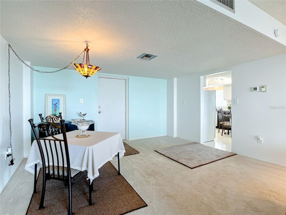 9 HAIG PLACE, DUNEDIN, Florida 34698, 2 Bedrooms Bedrooms, ,2 BathroomsBathrooms,Residential,For Sale,HAIG,MFRU8224972