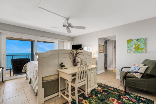 15000 GULF BOULEVARD, MADEIRA BEACH, Florida 33708, 2 Bedrooms Bedrooms, ,2 BathroomsBathrooms,Residential,For Sale,GULF,MFRU8226363