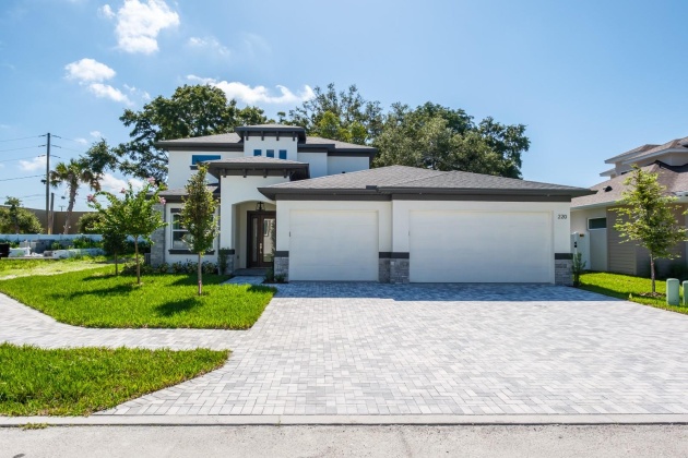 220 LAROCCA COURT, PALM HARBOR, Florida 34683, 4 Bedrooms Bedrooms, ,3 BathroomsBathrooms,Residential,For Sale,LAROCCA,MFRU8226465