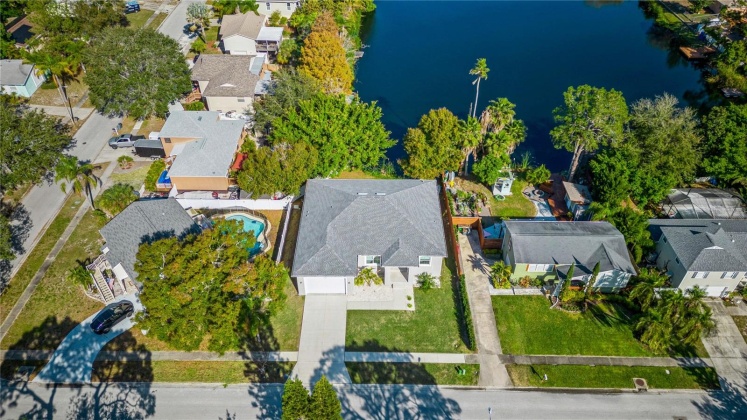 1210 CASTLEWORKS LANE, TARPON SPRINGS, Florida 34689, 3 Bedrooms Bedrooms, ,2 BathroomsBathrooms,Residential,For Sale,CASTLEWORKS,MFRT3493913