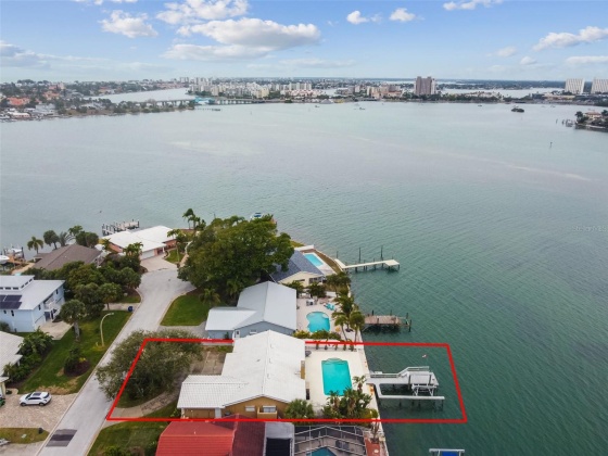 6441 4TH PALM POINT, ST PETE BEACH, Florida 33706, 3 Bedrooms Bedrooms, ,2 BathroomsBathrooms,Residential,For Sale,4TH PALM,MFRA4593498