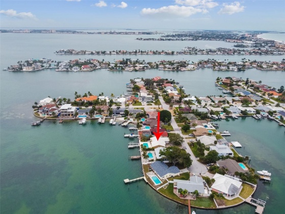 6441 4TH PALM POINT, ST PETE BEACH, Florida 33706, 3 Bedrooms Bedrooms, ,2 BathroomsBathrooms,Residential,For Sale,4TH PALM,MFRA4593498