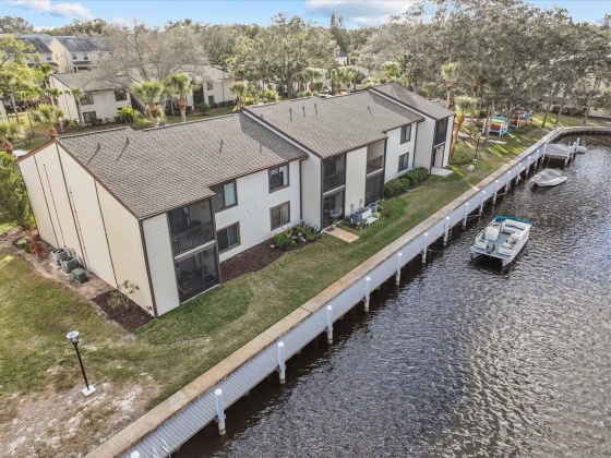 327 MOORINGS COVE DRIVE, TARPON SPRINGS, Florida 34689, 2 Bedrooms Bedrooms, ,2 BathroomsBathrooms,Residential,For Sale,MOORINGS COVE,MFRU8225743