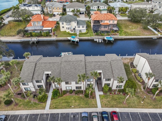 327 MOORINGS COVE DRIVE, TARPON SPRINGS, Florida 34689, 2 Bedrooms Bedrooms, ,2 BathroomsBathrooms,Residential,For Sale,MOORINGS COVE,MFRU8225743