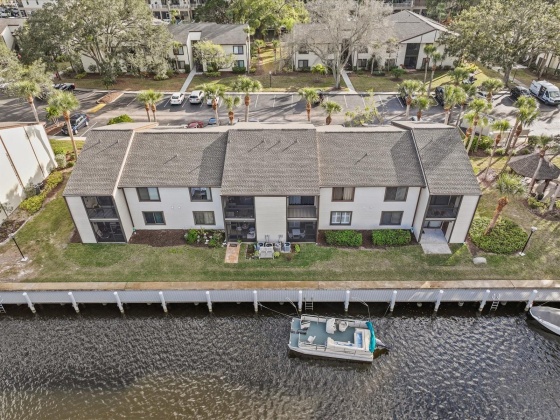 327 MOORINGS COVE DRIVE, TARPON SPRINGS, Florida 34689, 2 Bedrooms Bedrooms, ,2 BathroomsBathrooms,Residential,For Sale,MOORINGS COVE,MFRU8225743