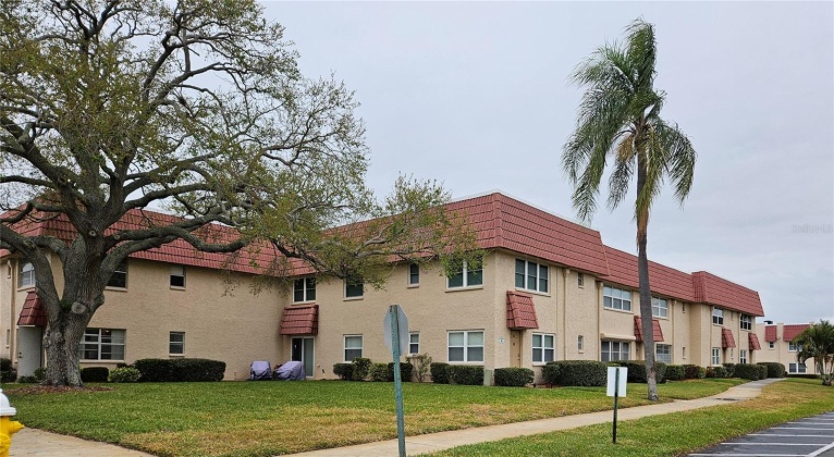 10037 62ND TERRACE, ST PETERSBURG, Florida 33708, 2 Bedrooms Bedrooms, ,1 BathroomBathrooms,Residential,For Sale,62ND,MFRU8226729