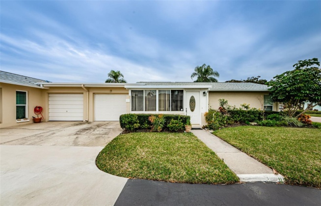 2739 SHERBROOKE LANE, PALM HARBOR, Florida 34684, 2 Bedrooms Bedrooms, ,2 BathroomsBathrooms,Residential,For Sale,SHERBROOKE,MFRU8226335