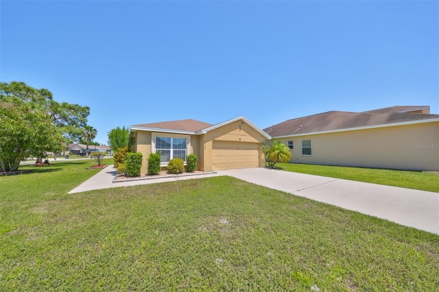 11330 SOUTHWIND LAKE DRIVE, GIBSONTON, Florida 33534, 3 Bedrooms Bedrooms, ,2 BathroomsBathrooms,Residential,For Sale,SOUTHWIND LAKE,MFRT3495182