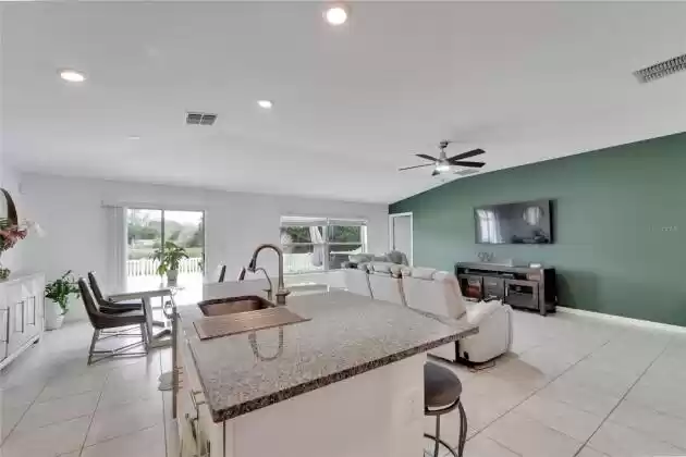 1890 SILVER STAR PLACE, RUSKIN, Florida 33570, 4 Bedrooms Bedrooms, ,2 BathroomsBathrooms,Residential,For Sale,SILVER STAR,MFRT3496953