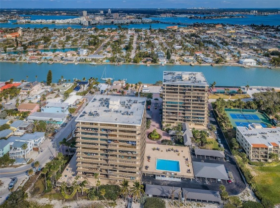 7650 BAYSHORE DRIVE, TREASURE ISLAND, Florida 33706, 1 Bedroom Bedrooms, ,1 BathroomBathrooms,Residential,For Sale,BAYSHORE,MFRU8225512